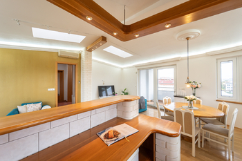 Prodej bytu 2+kk v osobním vlastnictví 79 m², Praha 5 - Radotín
