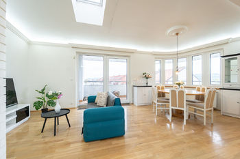 Prodej bytu 2+kk v osobním vlastnictví 79 m², Praha 5 - Radotín