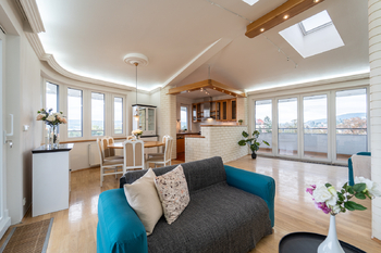 Prodej bytu 2+kk v osobním vlastnictví 79 m², Praha 5 - Radotín
