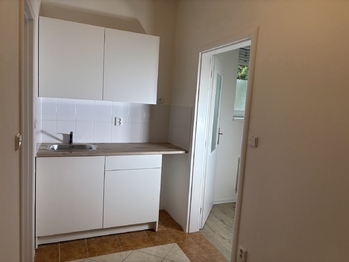 Pronájem bytu 1+kk v osobním vlastnictví 24 m², Praha 9 - Černý Most