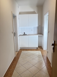 Pronájem bytu 1+kk v osobním vlastnictví 24 m², Praha 9 - Černý Most