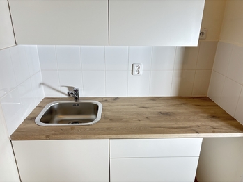 Pronájem bytu 1+kk v osobním vlastnictví 24 m², Praha 9 - Černý Most