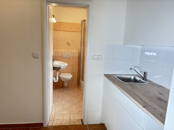 Pronájem bytu 1+kk v osobním vlastnictví 24 m², Praha 9 - Černý Most