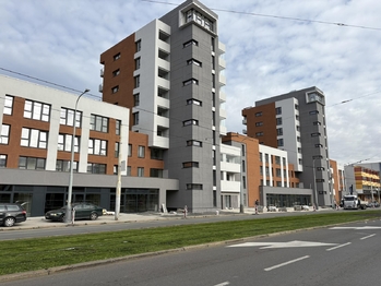 Pronájem obchodních prostor 116 m², Praha 9 - Vysočany