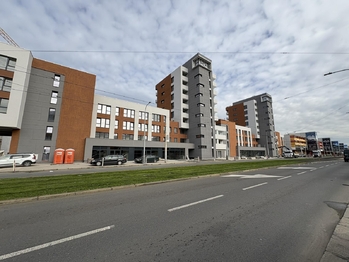 Pronájem obchodních prostor 116 m², Praha 9 - Vysočany
