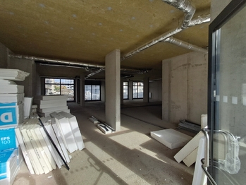 Pronájem obchodních prostor 116 m², Praha 9 - Vysočany