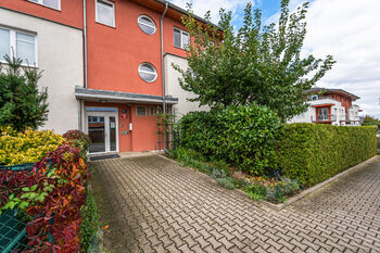 Pronájem bytu 1+kk v osobním vlastnictví 30 m², Praha 8 - Čimice