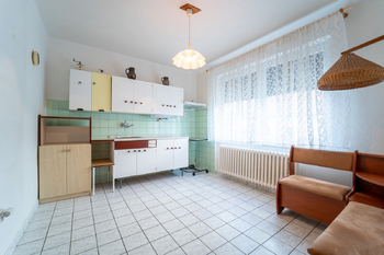 Prodej domu 165 m², Pečky