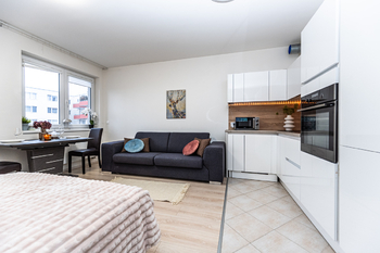 Pronájem bytu 1+kk v osobním vlastnictví 33 m², Praha 9 - Kyje