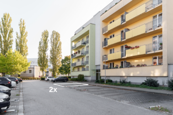 venkovní parkovací stání - pronájem bytu 4+kk, Třebeš, Hradec Králové - Pronájem bytu 4+kk v osobním vlastnictví 115 m², Hradec Králové
