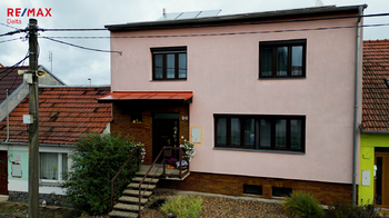 Prodej domu 220 m², Velešovice