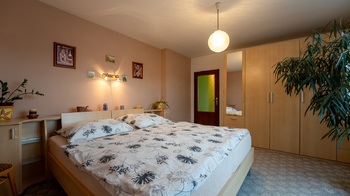 Prodej domu 220 m², Velešovice