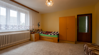 Prodej domu 220 m², Velešovice