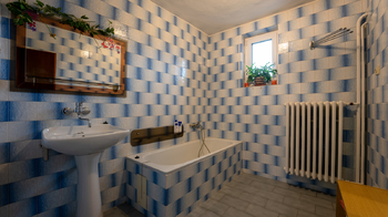 Prodej domu 220 m², Velešovice