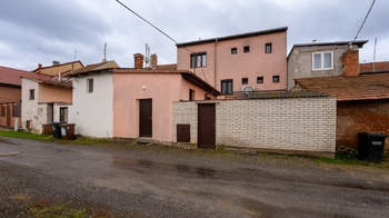Prodej domu 220 m², Velešovice