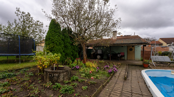 Prodej domu 220 m², Velešovice