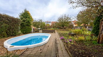 Prodej domu 220 m², Velešovice