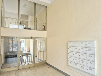 Pronájem bytu 2+1 v osobním vlastnictví 77 m², Praha 6 - Dejvice