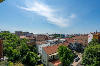 Pronájem bytu 2+1 v osobním vlastnictví 72 m², Brno