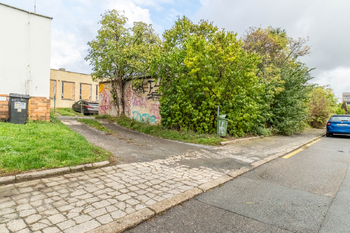 Prodej garáže, Praha 4 - Michle