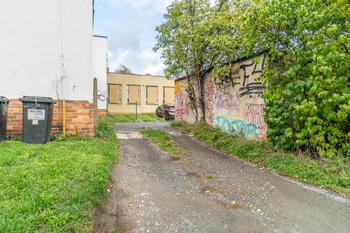 Prodej garáže, Praha 4 - Michle