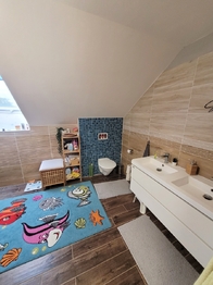 Prodej domu 348 m², Neumětely