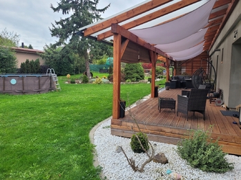Prodej domu 348 m², Neumětely