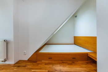 Pronájem domu 160 m², Praha 4 - Záběhlice