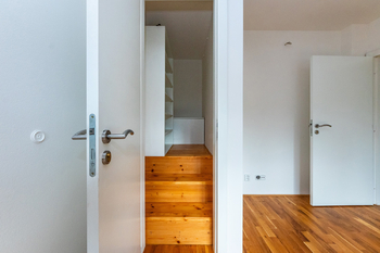 Pronájem domu 160 m², Praha 4 - Záběhlice