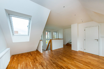 Pronájem domu 160 m², Praha 4 - Záběhlice