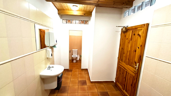 Pronájem obchodních prostor 163 m², Kladno