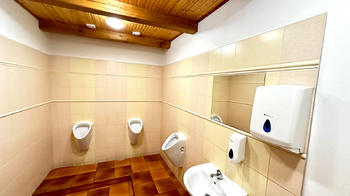 Pronájem obchodních prostor 163 m², Kladno