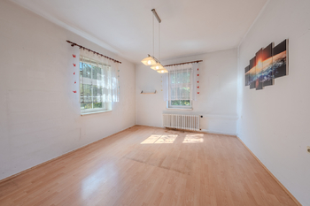 Obývací pokoj - Prodej domu 182 m², Teplice