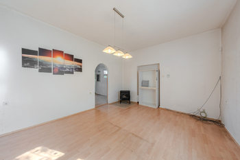 Obývací pokoj - Prodej domu 182 m², Teplice