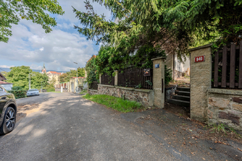 Vstup z ulice  - Prodej domu 182 m², Teplice