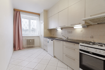 Prodej bytu 2+1 v osobním vlastnictví 64 m², Praha 4 - Michle