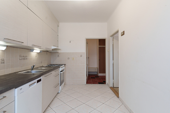 Prodej bytu 2+1 v osobním vlastnictví 64 m², Praha 4 - Michle
