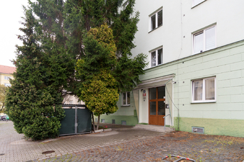 Prodej bytu 2+1 v osobním vlastnictví 64 m², Praha 4 - Michle