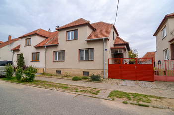 Prodej domu 230 m², Lanžhot