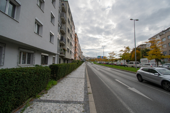 Prodej bytu 2+1 v osobním vlastnictví 75 m², Praha 6 - Střešovice