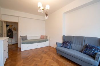 Prodej bytu 2+1 v osobním vlastnictví 75 m², Praha 6 - Střešovice