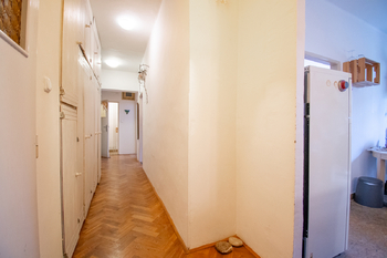 Prodej bytu 2+1 v osobním vlastnictví 75 m², Praha 6 - Střešovice