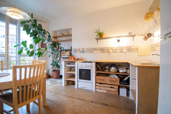 Prodej bytu 2+1 v osobním vlastnictví 75 m², Praha 6 - Střešovice