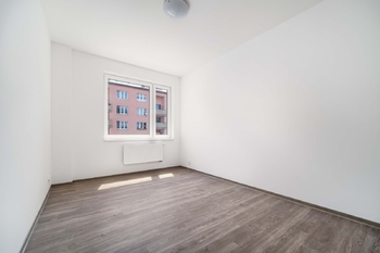 Prodej bytu 2+kk v osobním vlastnictví 76 m², Karlovy Vary