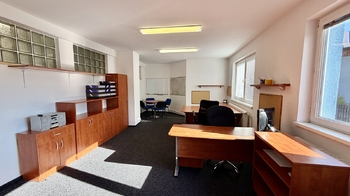 Pronájem kancelářských prostor 38 m², Nýdek
