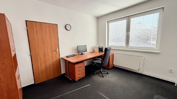 Pronájem kancelářských prostor 38 m², Nýdek