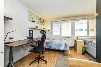 Prodej bytu 1+kk v osobním vlastnictví 43 m², Praha 9 - Hostavice