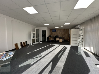Pronájem obchodních prostor 65 m², Vsetín