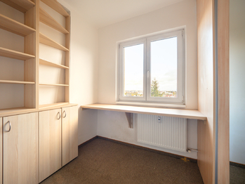 Prodej bytu 3+kk v osobním vlastnictví 68 m², Praha 10 - Záběhlice