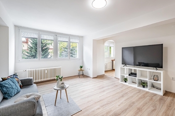 Prodej bytu 2+1 v družstevním vlastnictví 60 m², Praha 10 - Uhříněves